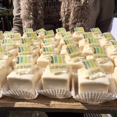 http://Uit%20de%20kunst%20gebakjes
