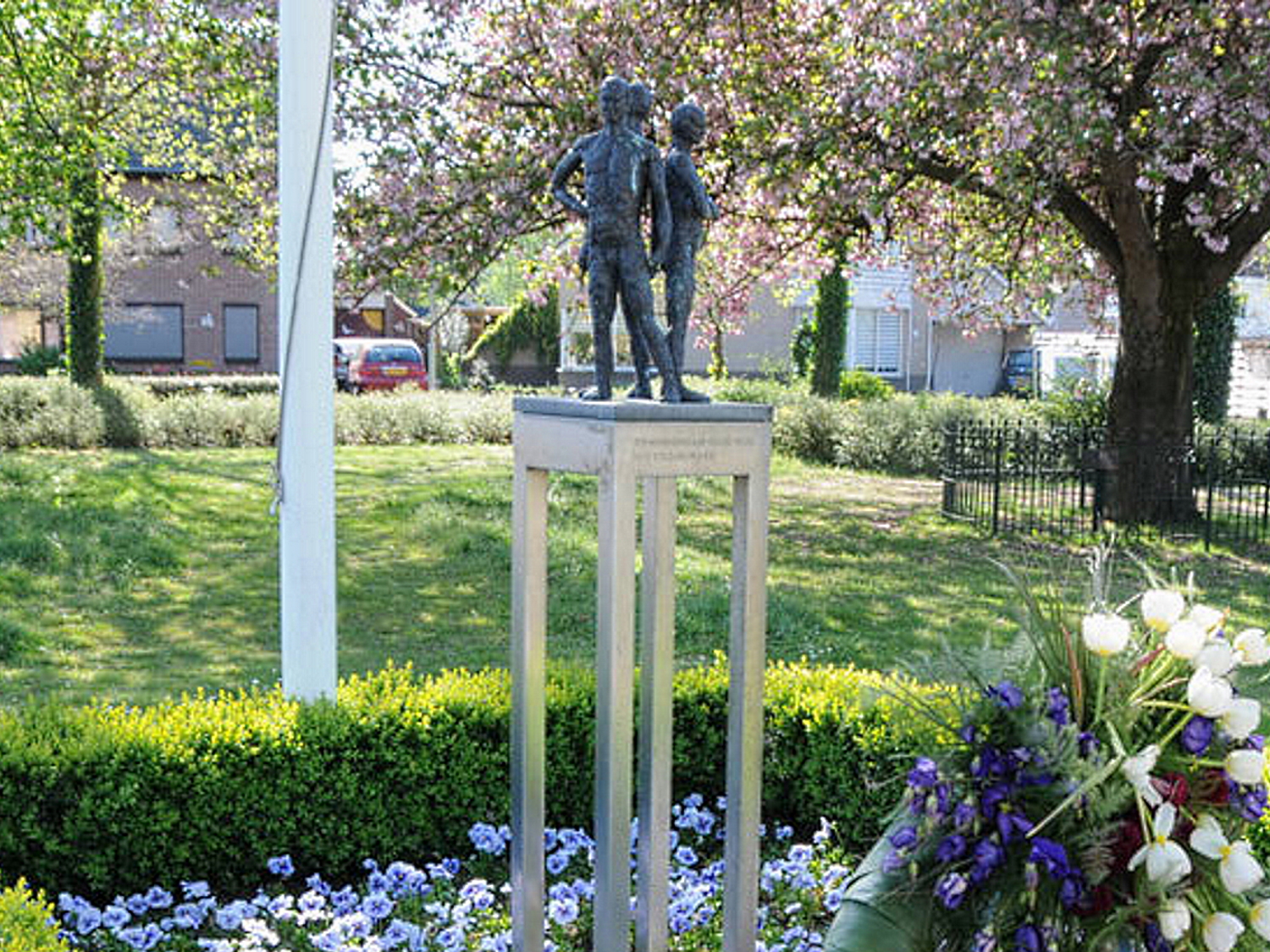 http://Monument%20verzetsstrijders%20Hulshorst