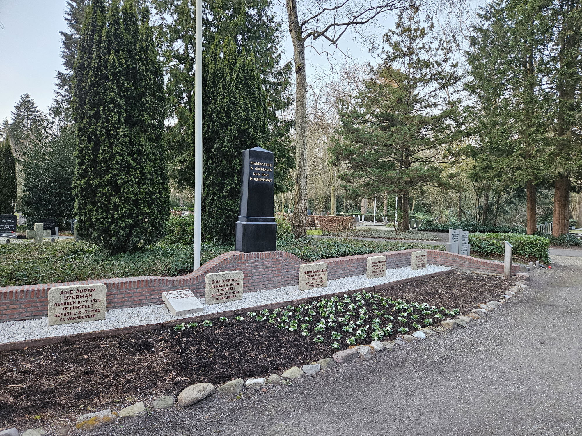 http://Monument%20verzetsstrijders