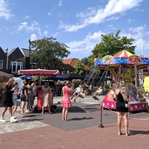 Zweefmolen-Zomermarkt
